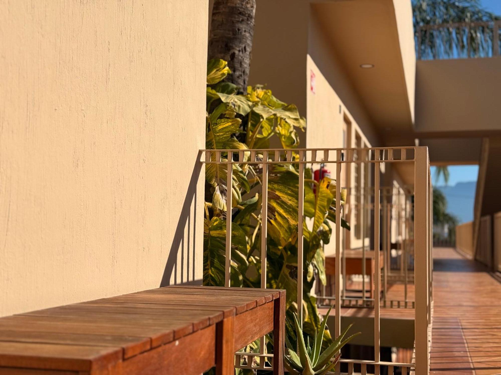 טקילה Villa La Palma Hotel מראה חיצוני תמונה